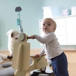 Childhome CHILDWOOD - SCHOMMEL SCOOTER CREAM -Babygyms || hobbelfiguren || vormenstoven Winkel 525x840