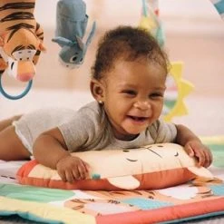 Winnie The Pooh Happy As Can Bee Activity Gym™ From Bright Starts™ -Babygyms || hobbelfiguren || vormenstoven Winkel 550x309 14