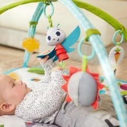 Tiny Love Babygym Sunny Day - Meadow Days -Babygyms || hobbelfiguren || vormenstoven Winkel 550x366 38