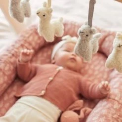 Jollein Babygym Speeltjes - Lama - 4 Stuks -Babygyms || hobbelfiguren || vormenstoven Winkel 550x366 66