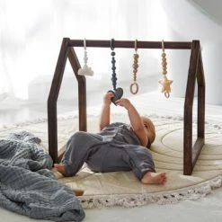 Elodie - House Of Elodie - Baby Gym Speeltjes - Multi -Babygyms || hobbelfiguren || vormenstoven Winkel 550x366 92