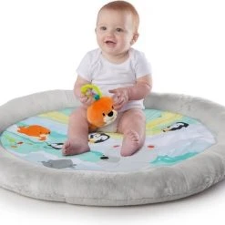Bright Starts Arctic Glow Light Show Playmat -Babygyms || hobbelfiguren || vormenstoven Winkel 550x404 2