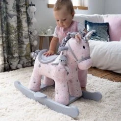 Little Bird Told Me - Celeste & Fae - Hobbelpaard - Roze - Vanaf 12 Maanden -Babygyms || hobbelfiguren || vormenstoven Winkel 550x458 15