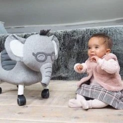 Little Bird Told Me Cuthbert Dieren Ride On -Babygyms || hobbelfiguren || vormenstoven Winkel 550x458 17