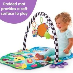 Baby Lamaze Freddie De Vuurvlieg Speelgym -Babygyms || hobbelfiguren || vormenstoven Winkel 550x521 3