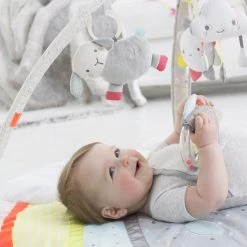 Skip Hop Speelkleed Silver Lining Cloud Activity Gym -Babygyms || hobbelfiguren || vormenstoven Winkel 550x530 6
