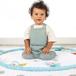 SES Tiny Talents - Sense Around Activiteiten Ring - Speelring - Inclusief Ringen, Contrastkaartjes En Bijtsleutels 9 SES Tiny Talents - Sense Around Activiteiten Ring - Speelring - Inclusief Ringen, Contrastkaartjes En Bijtsleutels -Babygyms || hobbelfiguren || vormenstoven Winkel 550x534