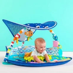 Bright Starts Mr. Ray Ocean Lights Activity Gym 22 Bright Starts Mr. Ray Ocean Lights Activity Gym -Babygyms || hobbelfiguren || vormenstoven Winkel 550x550 111