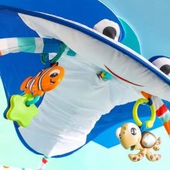Bright Starts Mr. Ray Ocean Lights Activity Gym 26 Bright Starts Mr. Ray Ocean Lights Activity Gym -Babygyms || hobbelfiguren || vormenstoven Winkel 550x550 113