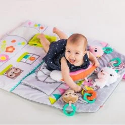 Bright Starts Floor Of Fun Activity Gym Speelkleed En Poppenhuis K11747 -Babygyms || hobbelfiguren || vormenstoven Winkel 550x550 480
