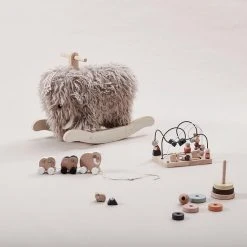 Iddink Groep Kids Concept - Schommel Mammoet - Houten Speelgoed -Babygyms || hobbelfiguren || vormenstoven Winkel 550x550 677