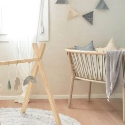 Kave Home - Maralis Tipi Babytrainer Van Massief Beukenhout -Babygyms || hobbelfiguren || vormenstoven Winkel 550x687 8