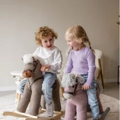 Tryco Milo Grijs Hobbelpaard 18m+ TR-120106 -Babygyms || hobbelfiguren || vormenstoven Winkel 550x822 1