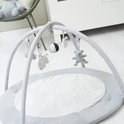 Baby's Only Rond Baby Speelkleed Met Boog - Baby Gym - Playmat - Speelmat - Zilvergrijs/Grijs/Wit - 87 Cm - Gebreide Figuurtjes -Babygyms || hobbelfiguren || vormenstoven Winkel 550x823 15