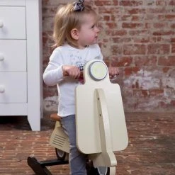 Childhome CHILDWOOD - SCHOMMEL SCOOTER CREAM -Babygyms || hobbelfiguren || vormenstoven Winkel 550x825 39