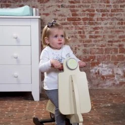 Childhome CHILDWOOD - SCHOMMEL SCOOTER CREAM -Babygyms || hobbelfiguren || vormenstoven Winkel 550x825 40